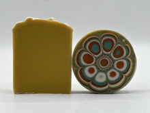 Load image into Gallery viewer, Sunshine & Sandalwood - Assorted Soap Gift Box