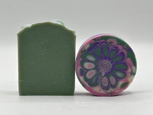 Load image into Gallery viewer, Solstice &amp; Cucumber Melon - Assorted Soap Gift Box
