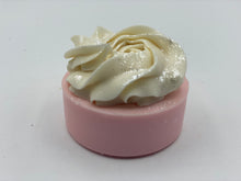 Load image into Gallery viewer, Really Rosy - Luxury Soap Flowers 100 g
